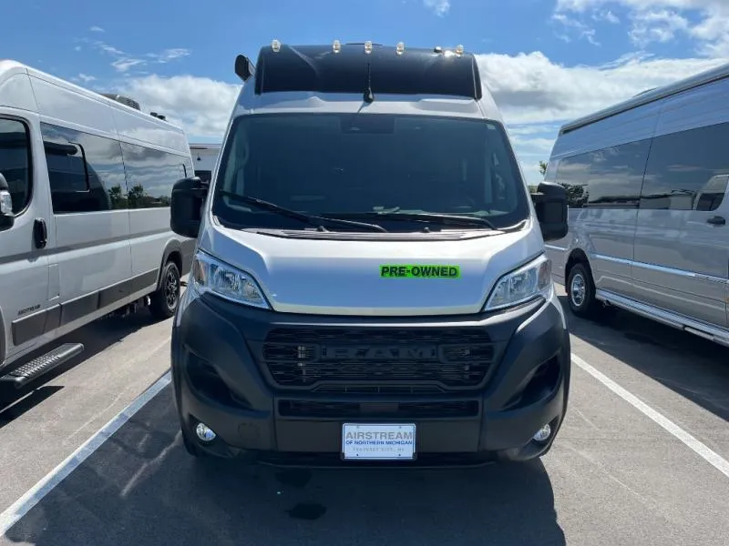 2024 Airstream Rangeline Used    Std. Model - Photo 2