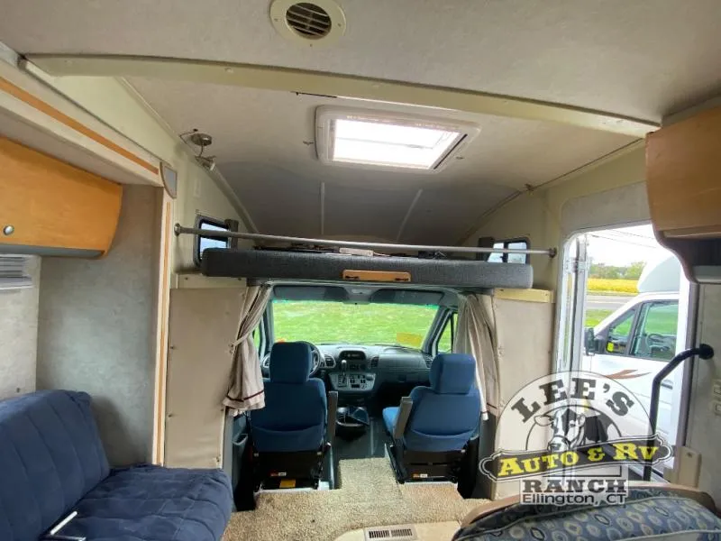 2006 Winnebago View 23H - Photo 3