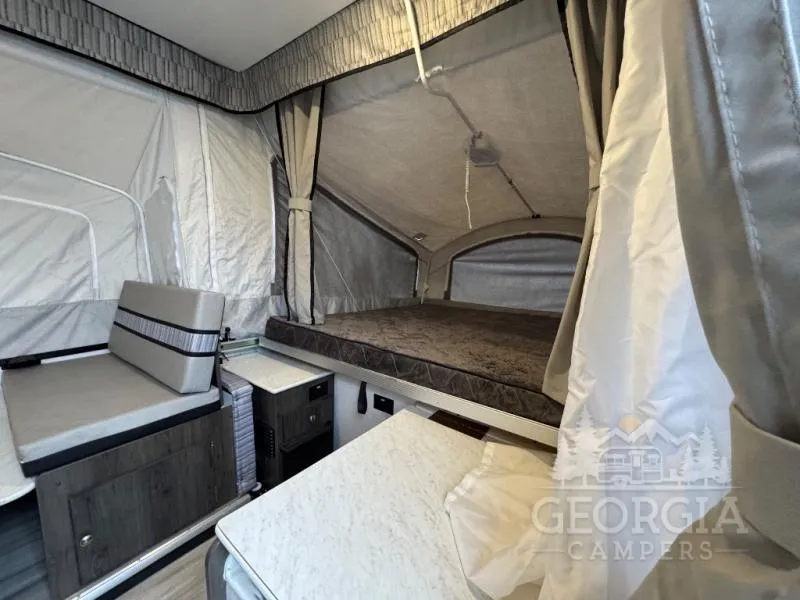 2022 Viking Legend 2485SST - Photo 4