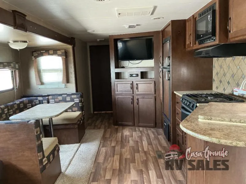 2016 Pacific Coachworks Northland 27RLSS - Photo 3