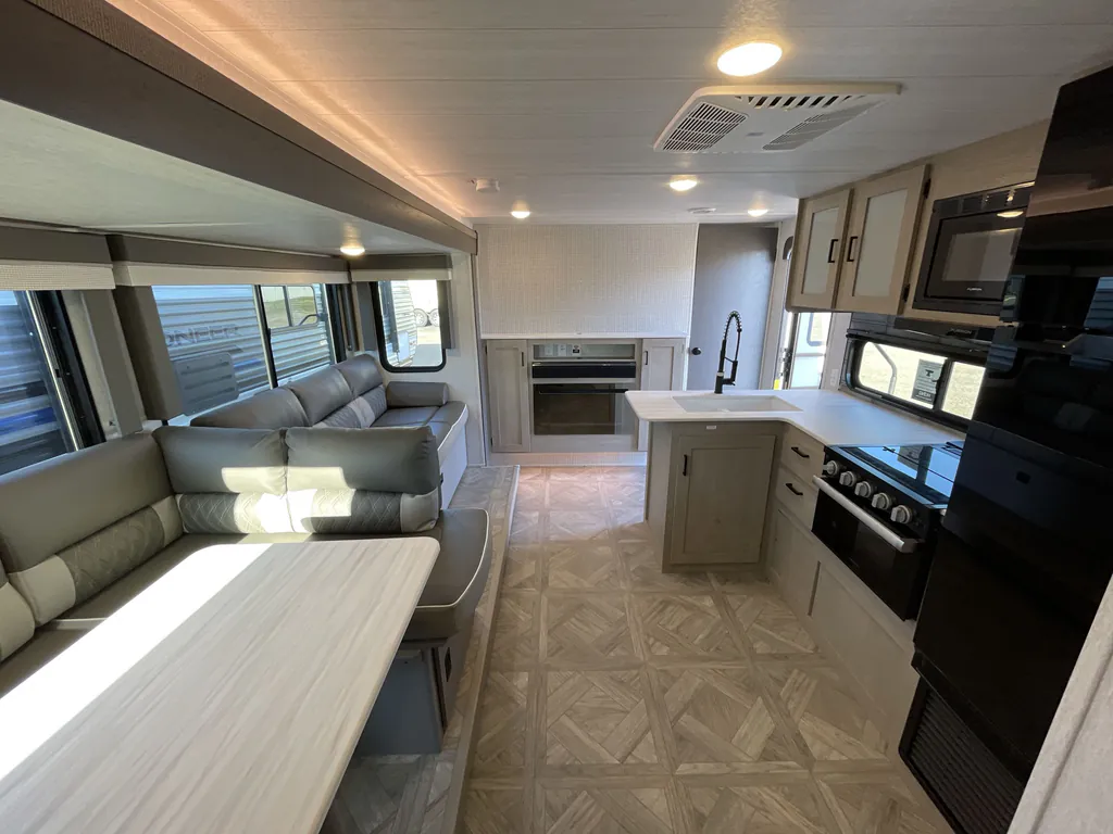 2024 Forest River Salem Cruise Lite 273QBXL, Photos photo 3
