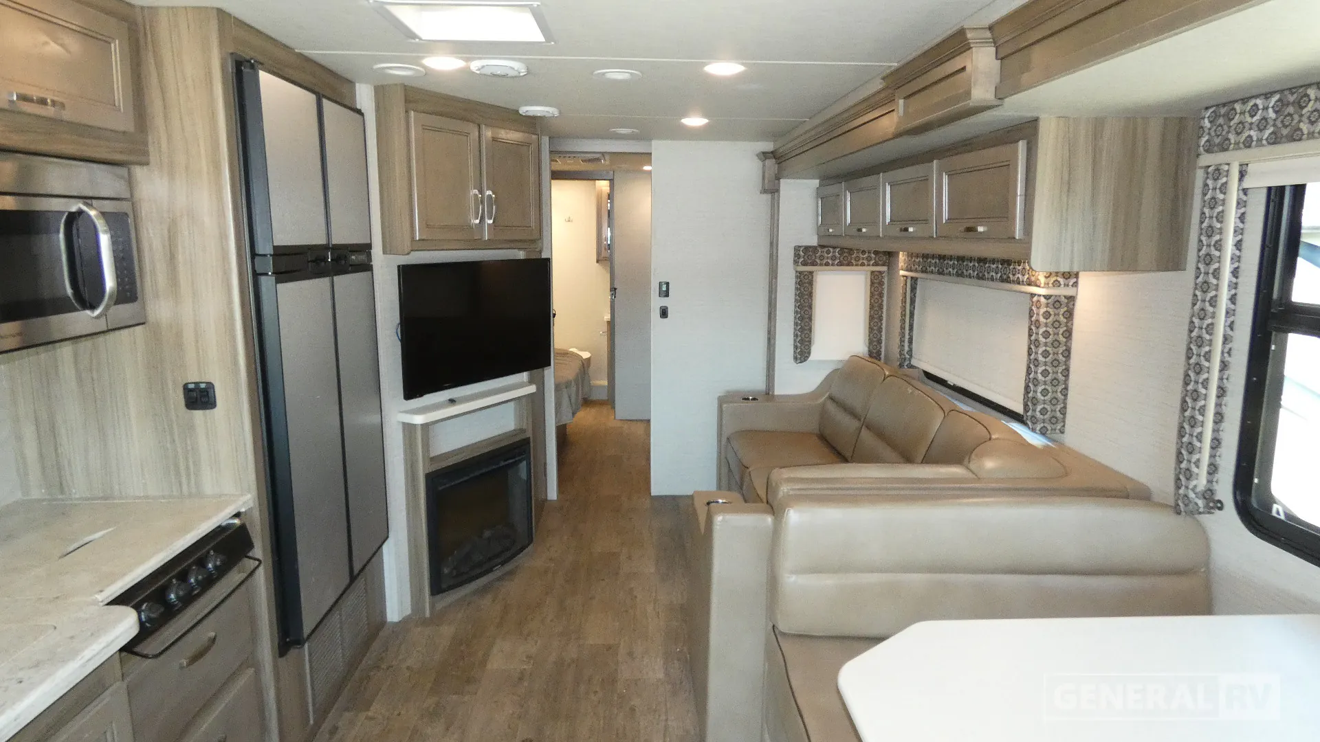 2018 Jayco Precept 33U - Photo 3