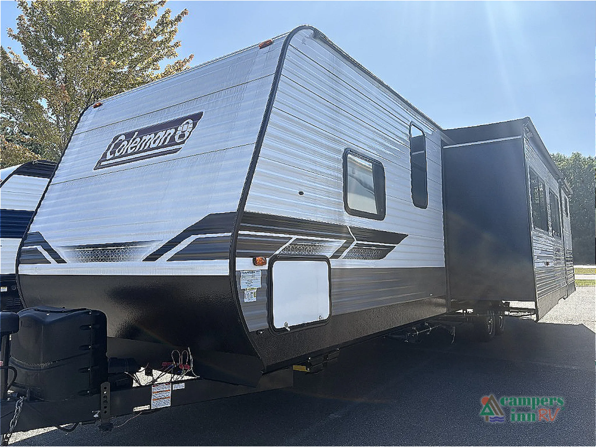 2023 Dutchmen Coleman Lantern 337BH - Photo 3