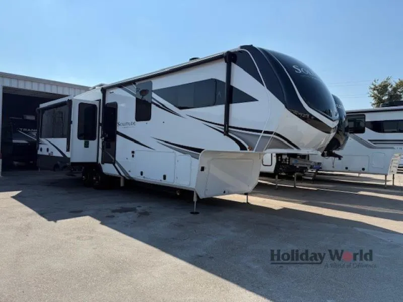 2026 Grand Design Solitude 370DV - Photo 4