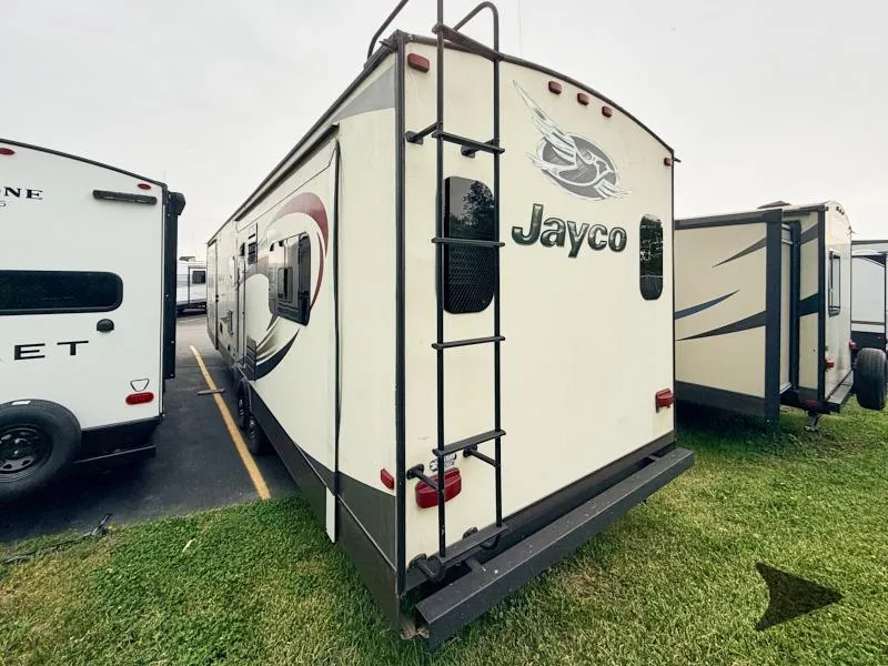 2016 Jayco Eagle 338RETS - Photo 4
