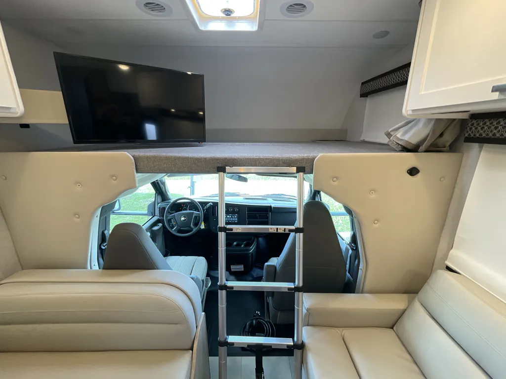2026 Thor Motor Coach Freedom Elite 28HZ, Photos photo 25