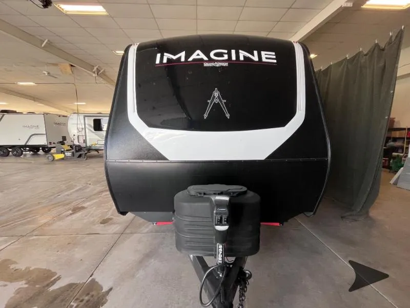 2027 Grand Design Imagine 2470BH - Photo 3