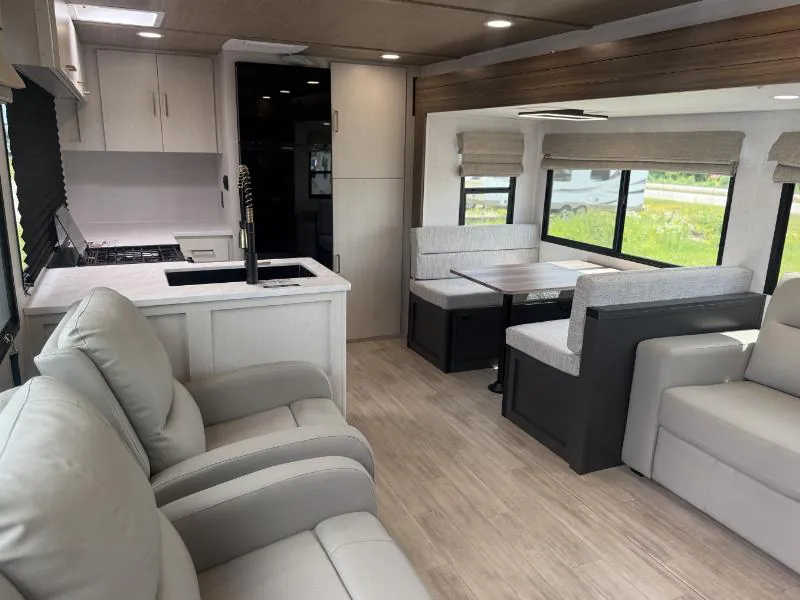 2027 Forest River Vibe 2600RK - Photo 3