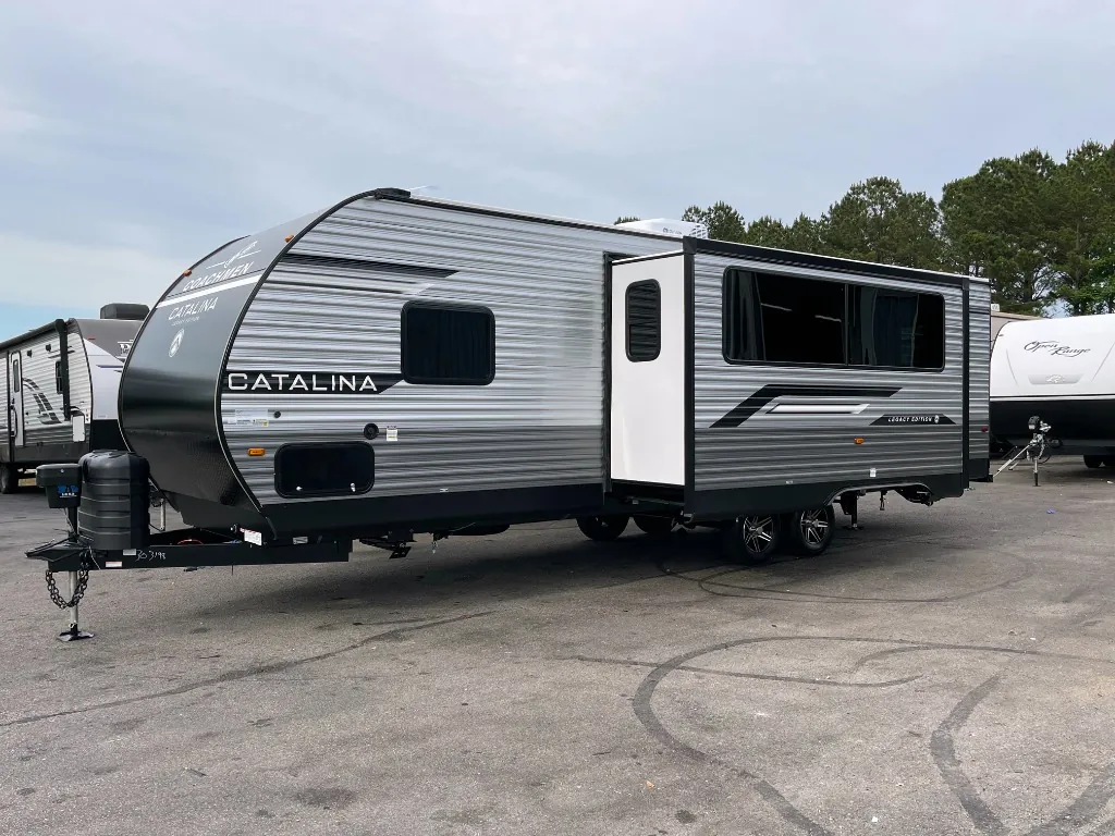 2026 Coachmen Catalina Legacy Edition 273DBHCK, Photos photo 21