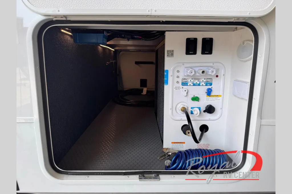 2026 Brinkley Model I 265, Photos photo 28