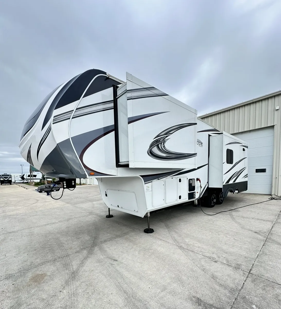 2022 Grand Design Solitude 280RK - Photo 4