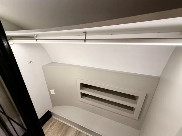 2026 Brinkley Model Z 3610, Bedroom photo 7