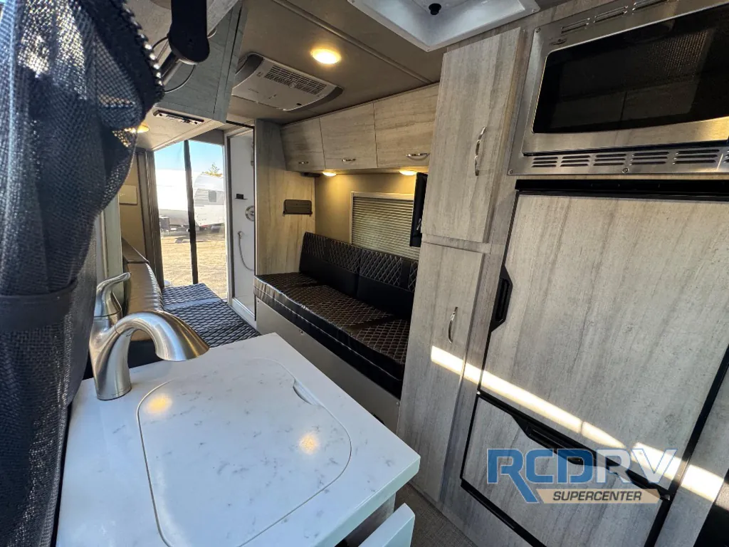 2025 Chinook RV Bayside TB, Photos photo 3