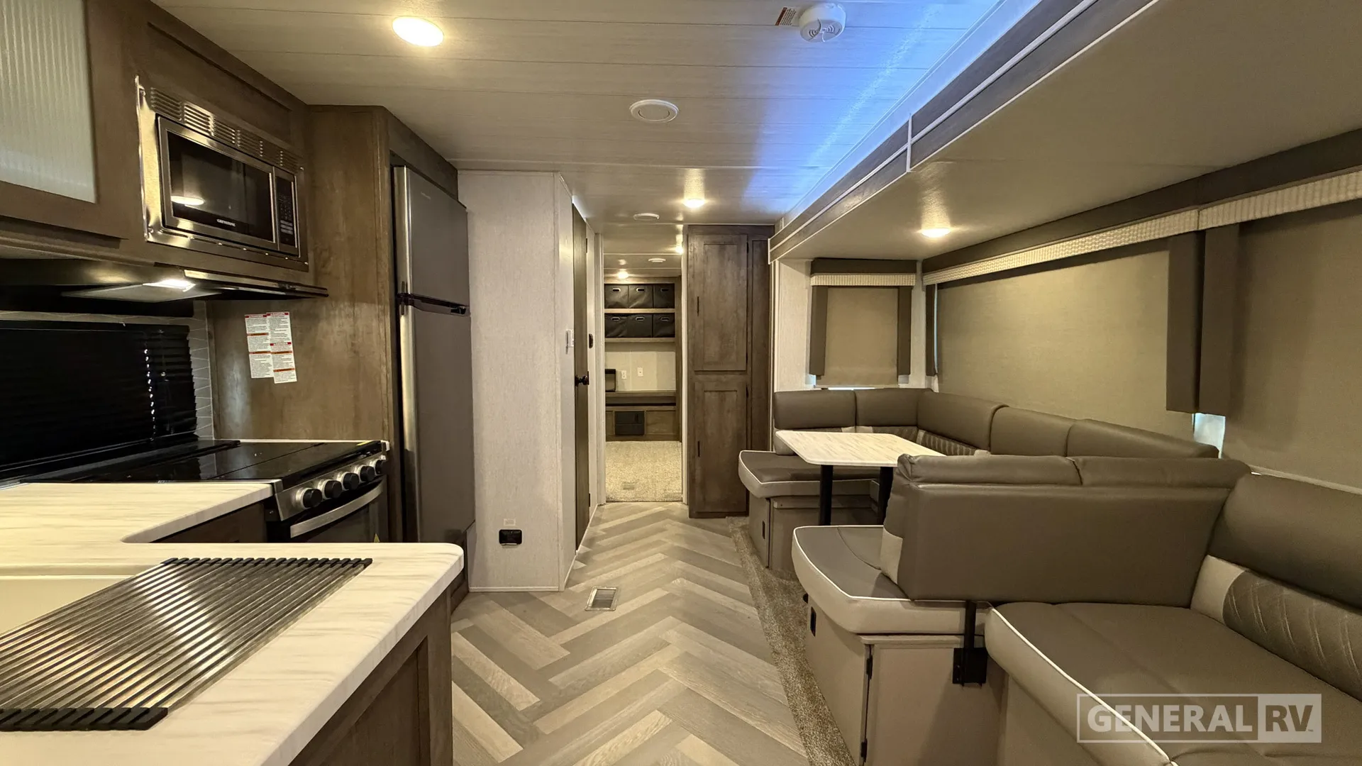 2022 Forest River Wildwood 31KQBTS - Photo 3