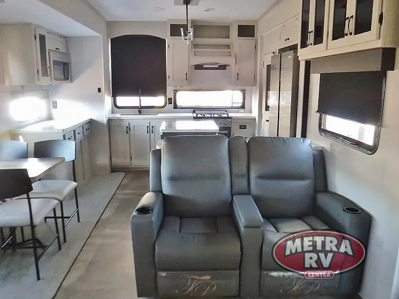 2026 Coachmen Brookstone 374RK - Photo 4