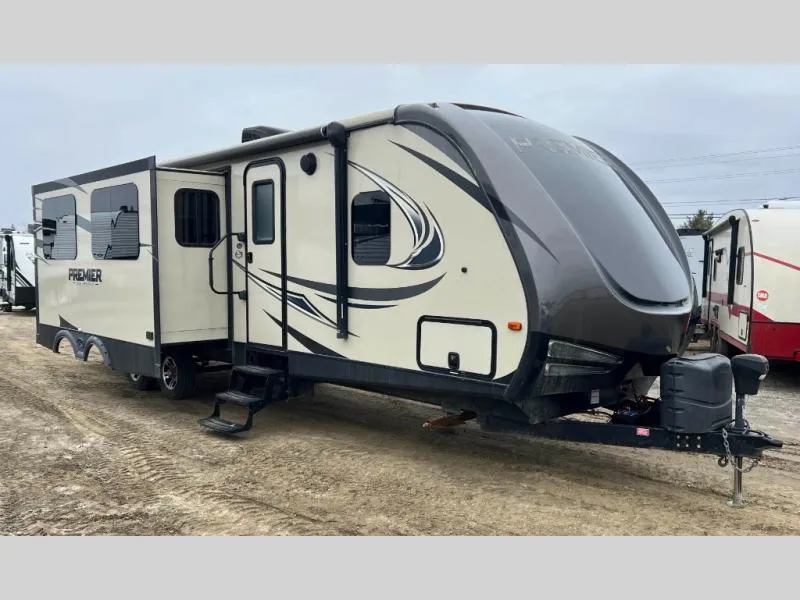 2017 Keystone RV Premier Ultra Lite 31BKPR - Main photo