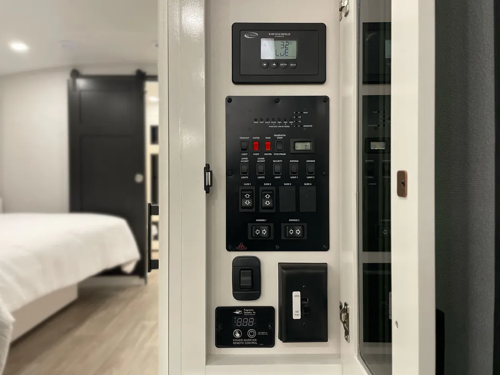 2027 Jayco Pinnacle 36FBTS, Photos photo 21