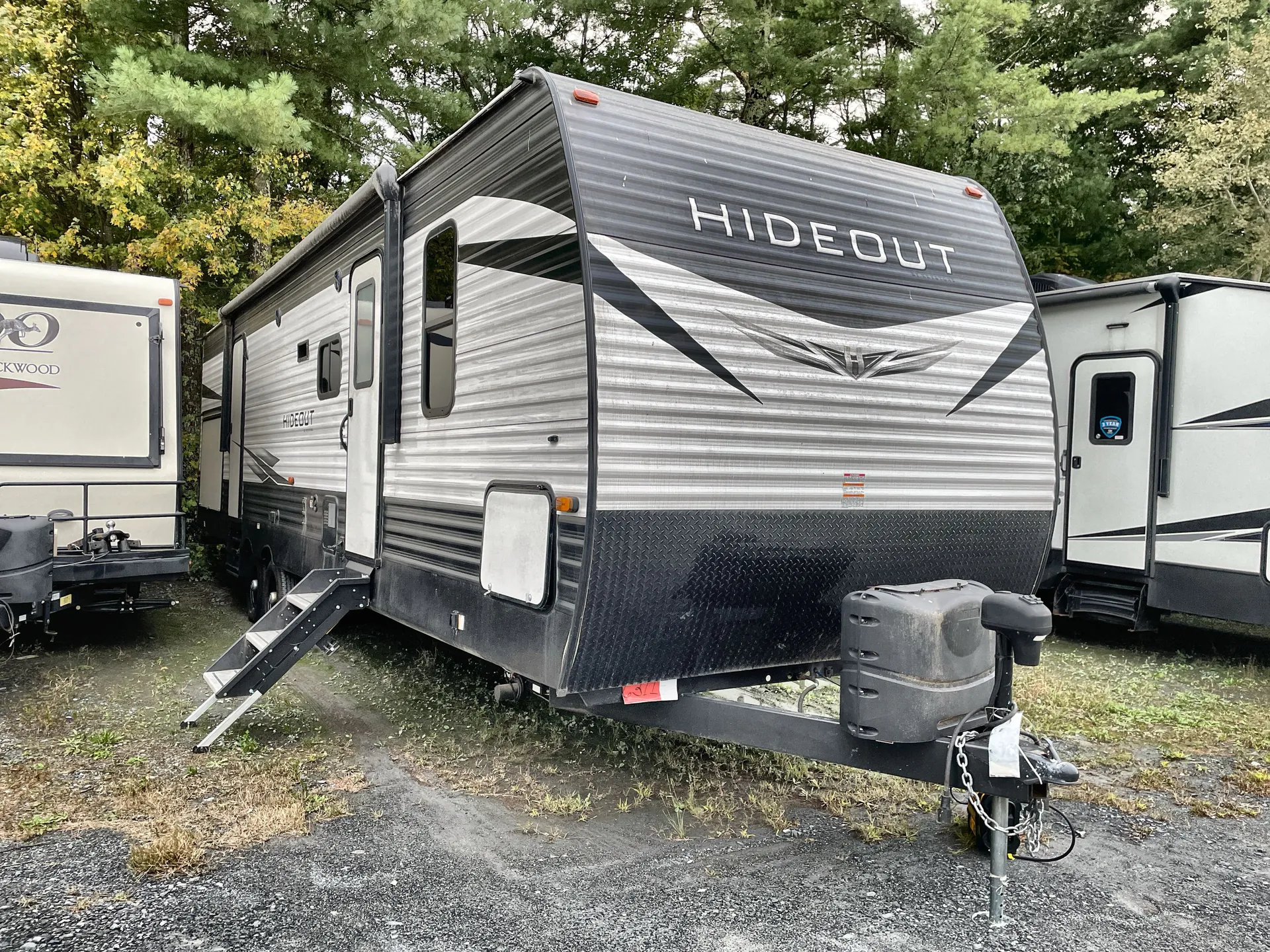 2021 Keystone Hideout 318BR - Photo 2