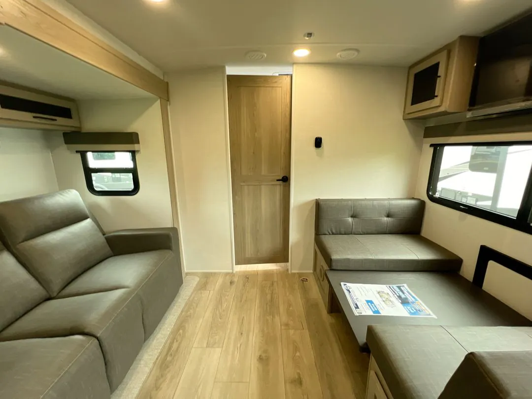2026 Forest River Rockwood Mini Lite 2515S — Photo 6