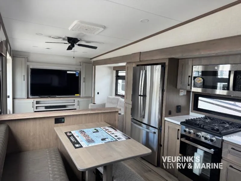2026 KZ Durango D326RLT - Photo 4