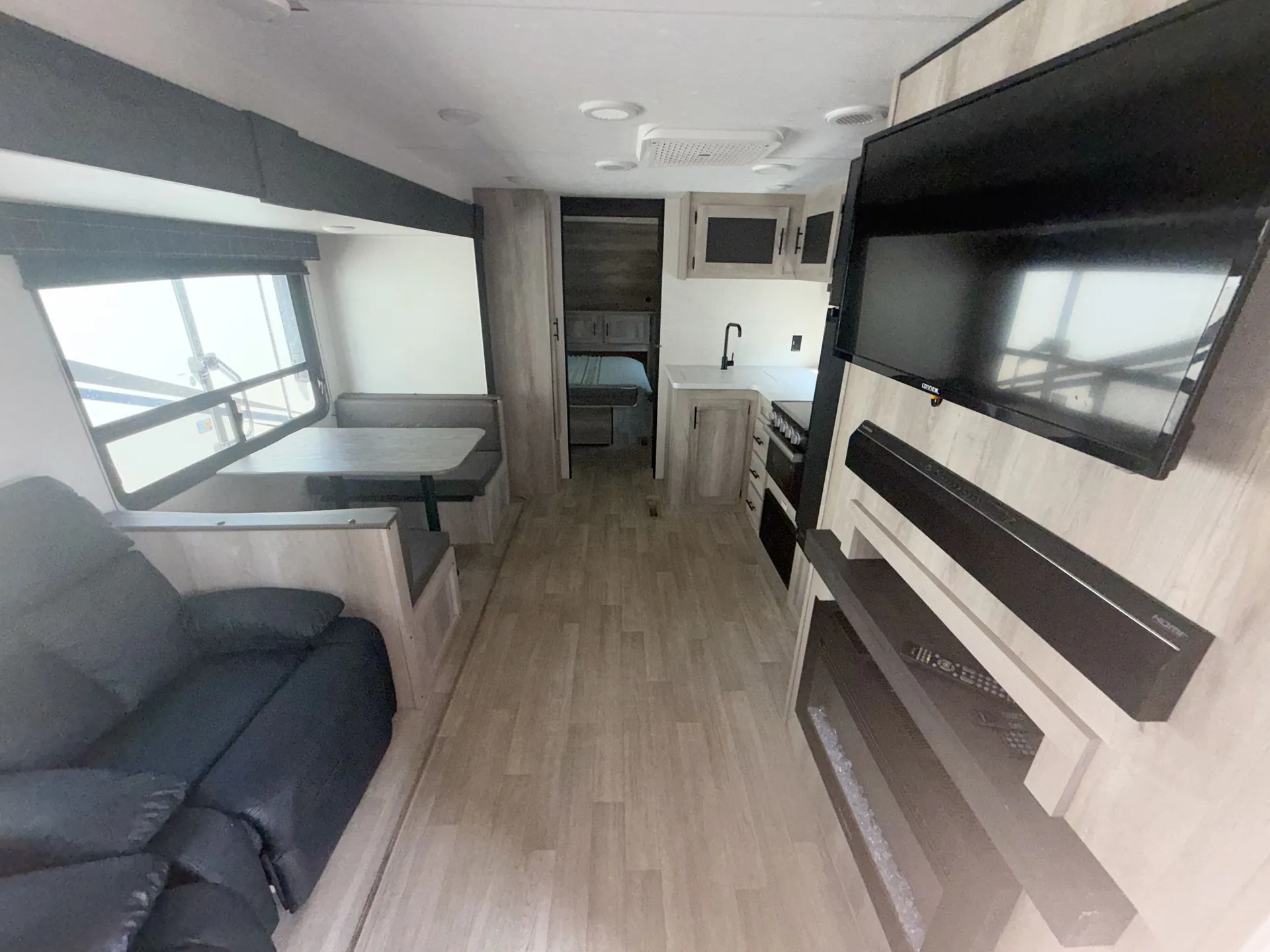 2024 K-Z Rv Sportsmen Se 292RBKSE — living area main