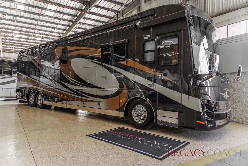 2015 Newmar King Aire 4553 - Photo 2