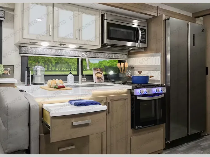 2027 Thor Motor Coach Luminate HH36 - Photo 4
