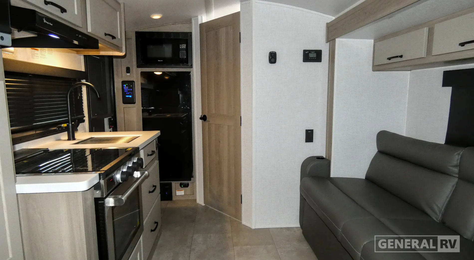 2025 Forest River Flagstaff E-Pro E19FBS - Photo 3