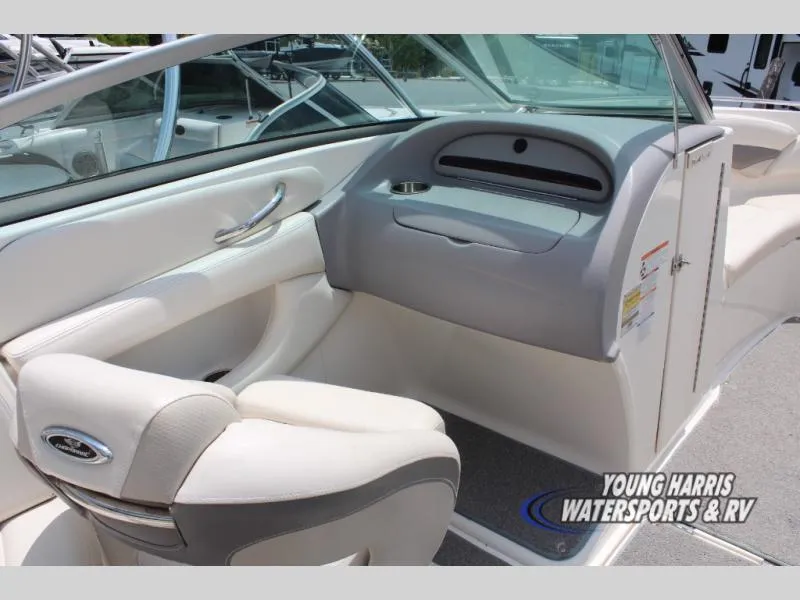 2007 Chaparral Chaparral Used   220 SSI - Photo 2