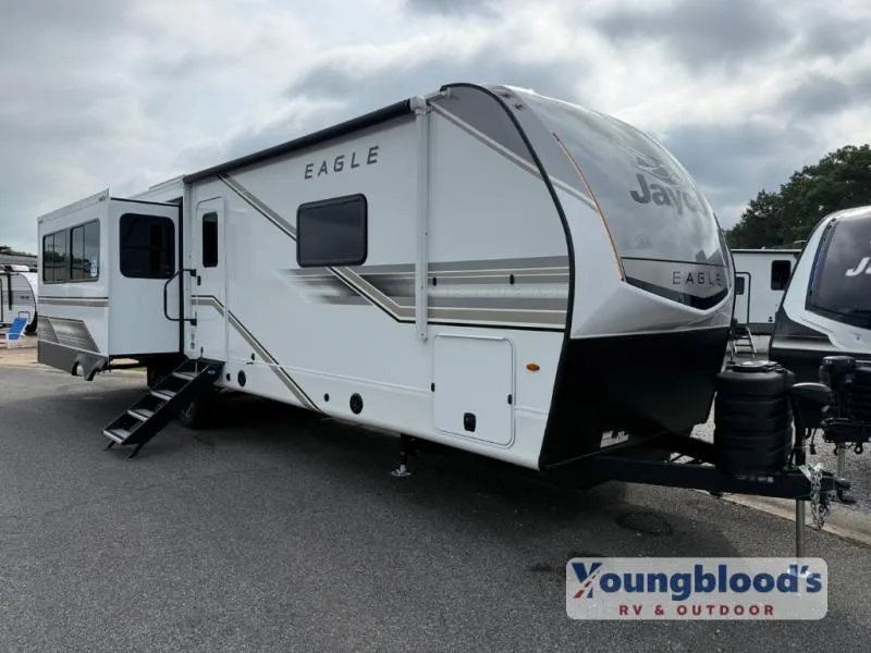 2027 Jayco Eagle 294CKBS - Photo 2