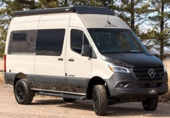 Greyrock Sprinter 144 exterior