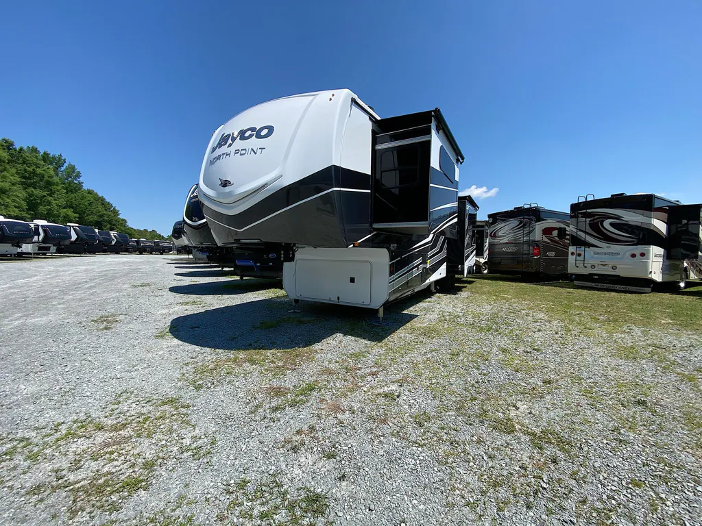 2026 Jayco North Point 395DSDB, Photos photo 4