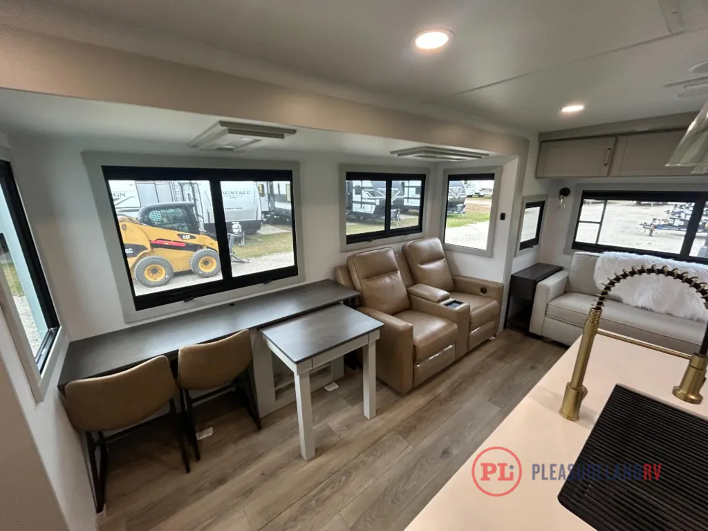 2026 Brinkley Model Z AIR 297, Photos photo 10