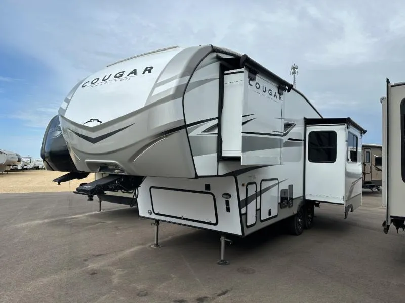2025 Keystone RV Cougar Half-Ton 23MLE - Photo 4