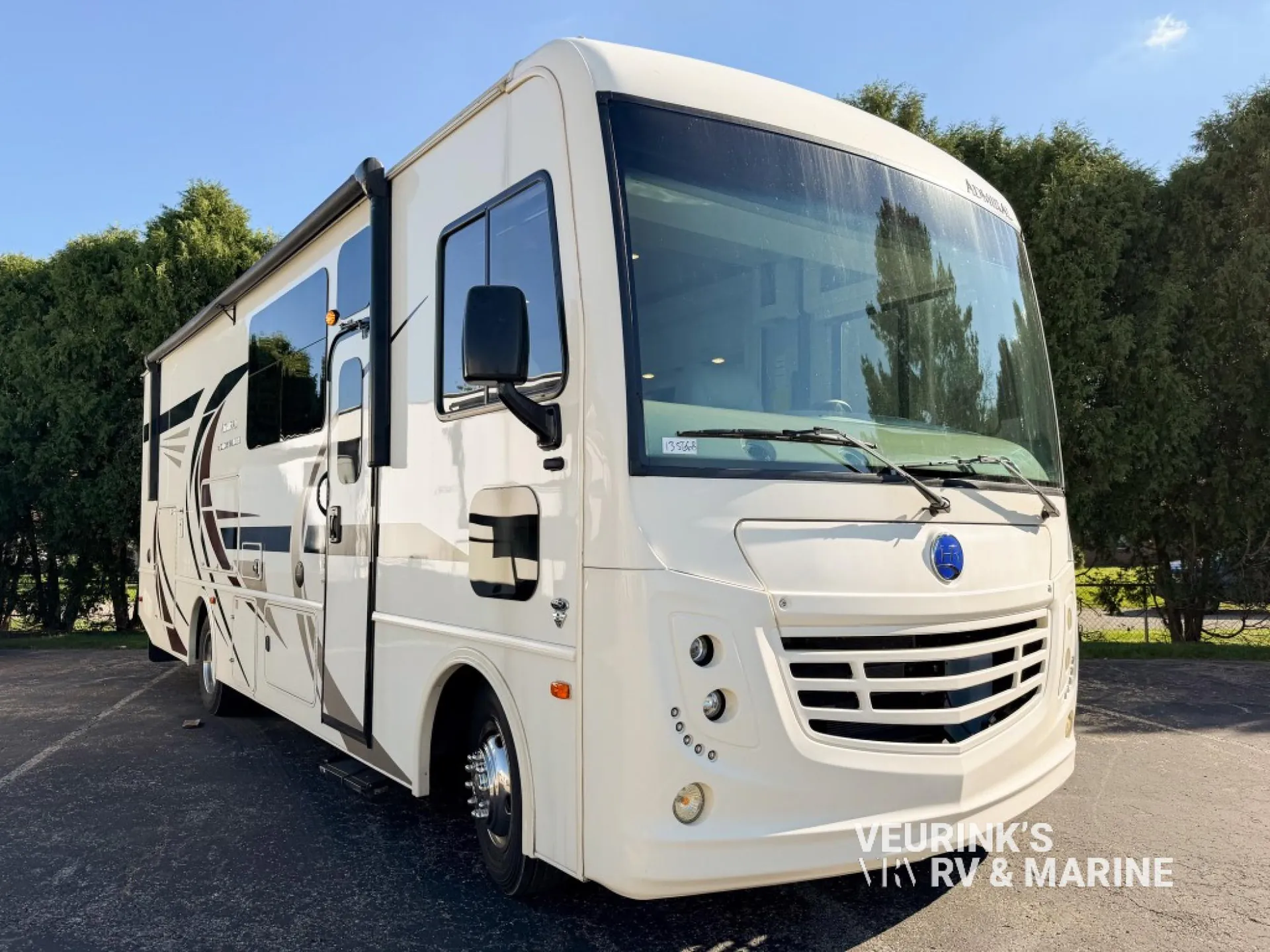 2022 Holiday Rambler Admiral 29M - Photo 2