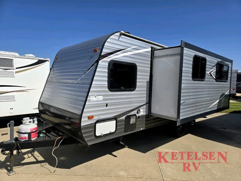 2018 Heartland Pioneer 185SO - Photo 3