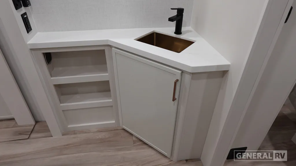 2027 Brinkley Model I 294, Photos photo 13