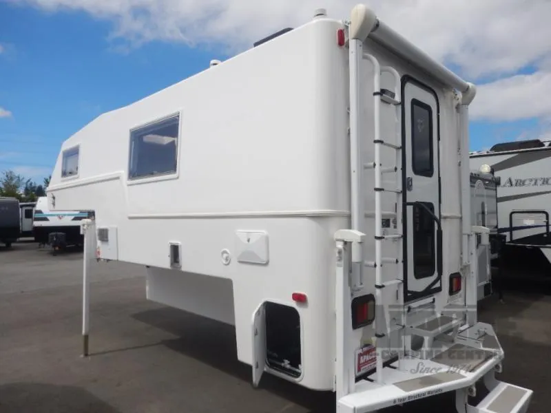 2018 Northern Lite Special Edition Series Used    10-2 EX CD SE - Main photo