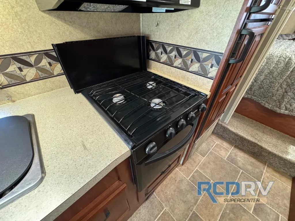 2013 Forest River Sunseeker 2650S, Photos photo 19