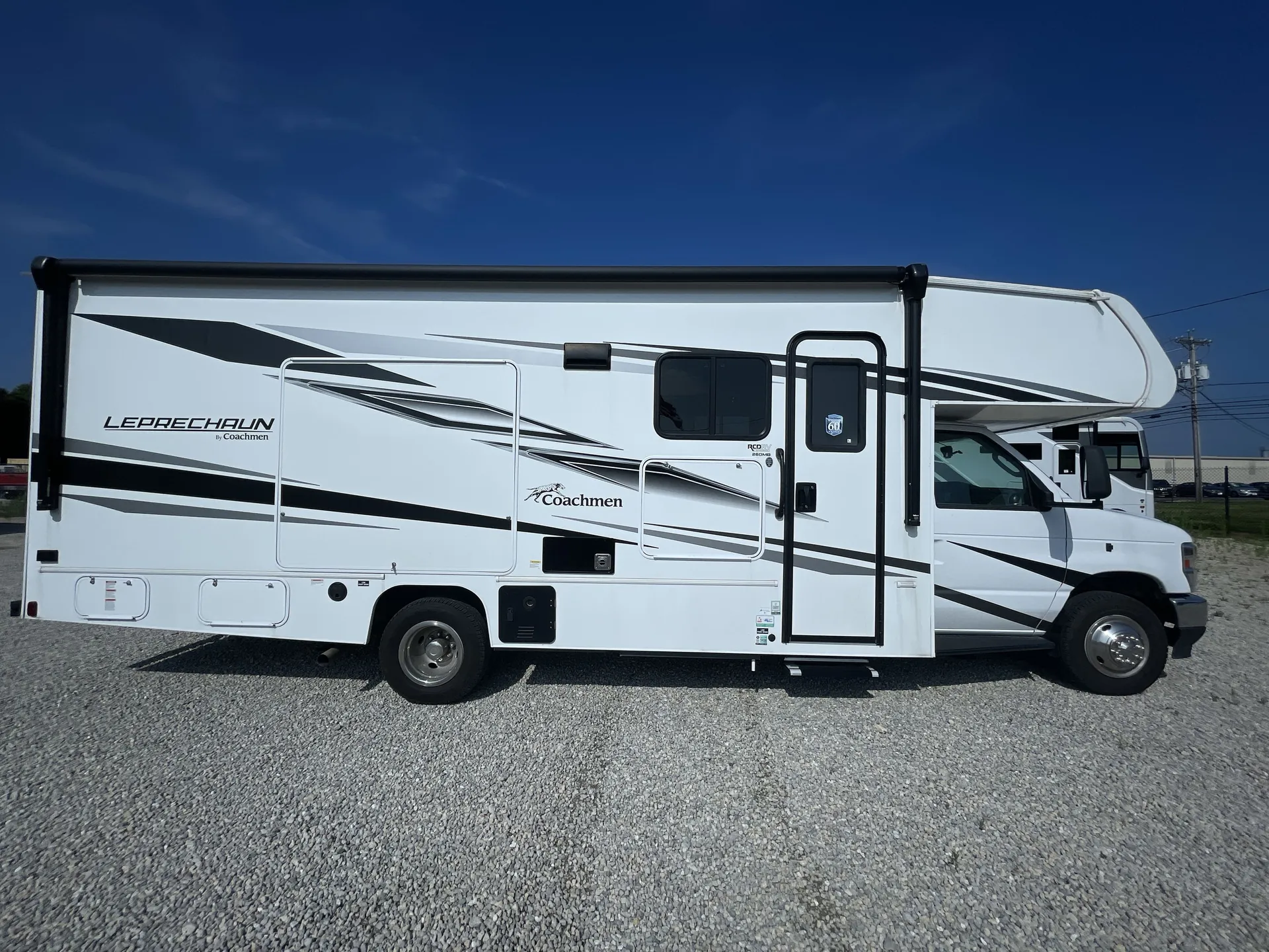 2025 Coachmen Leprechaun 260MB — campside