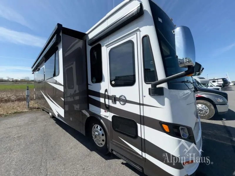 2025 Tiffin Allegro Red 33 AA - Photo 2