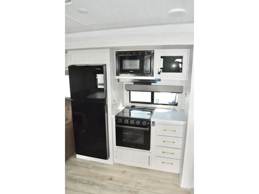 2026 Forest River Surveyor 265RBLE — Photo 7