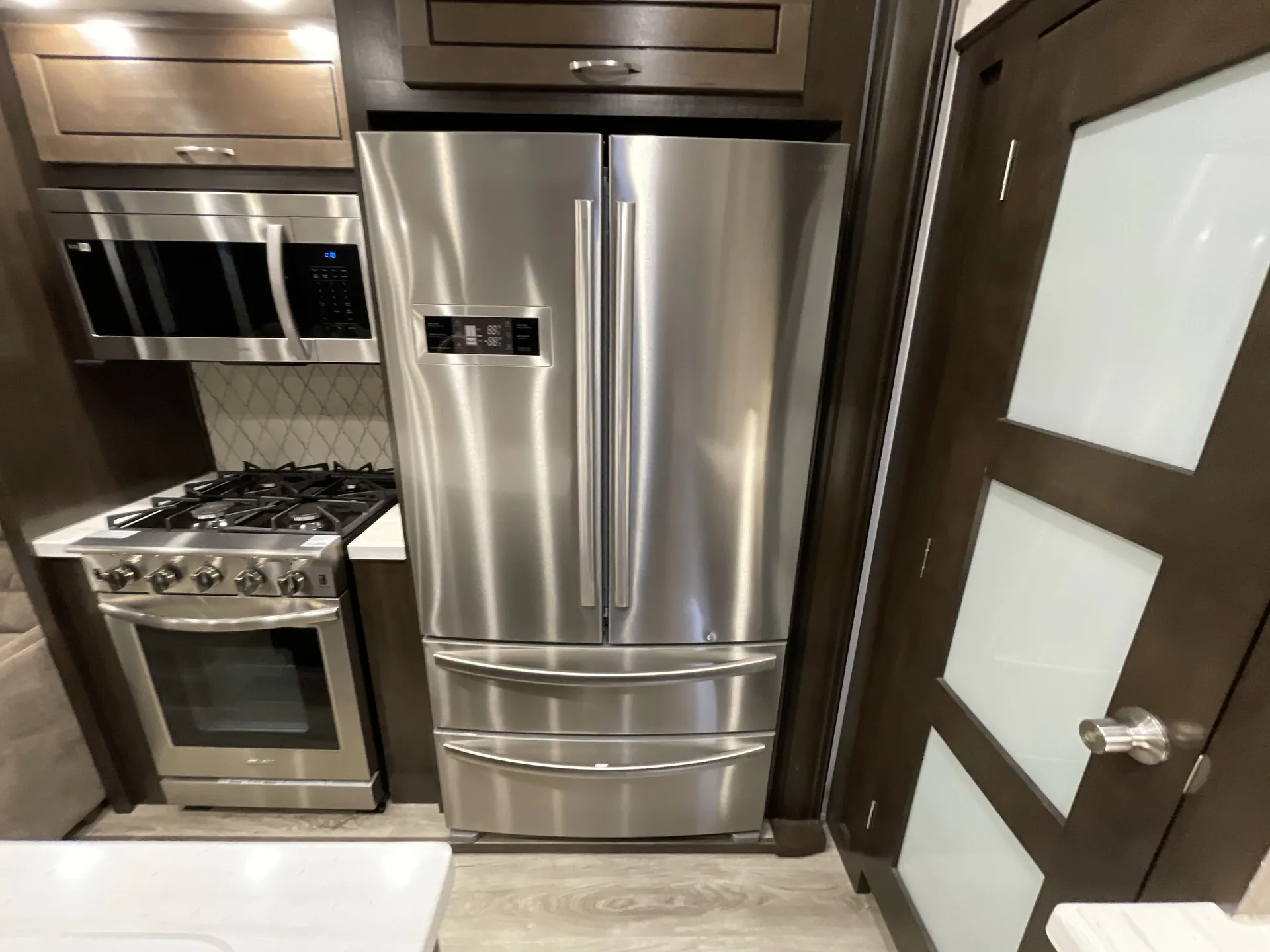 2021 Forest River Cedar Creek Silverback 29RW — fridge