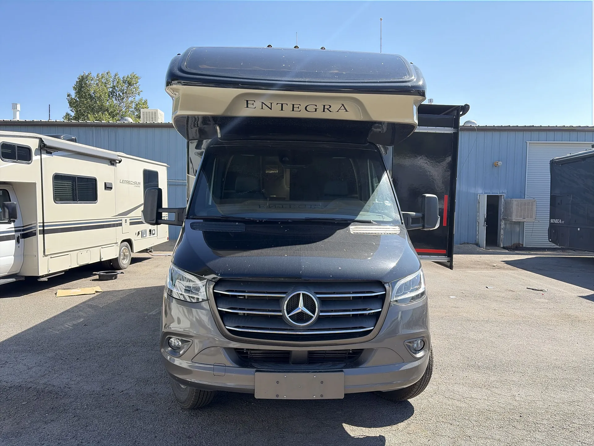 2020 Entegra Coach Qwest 24R — front