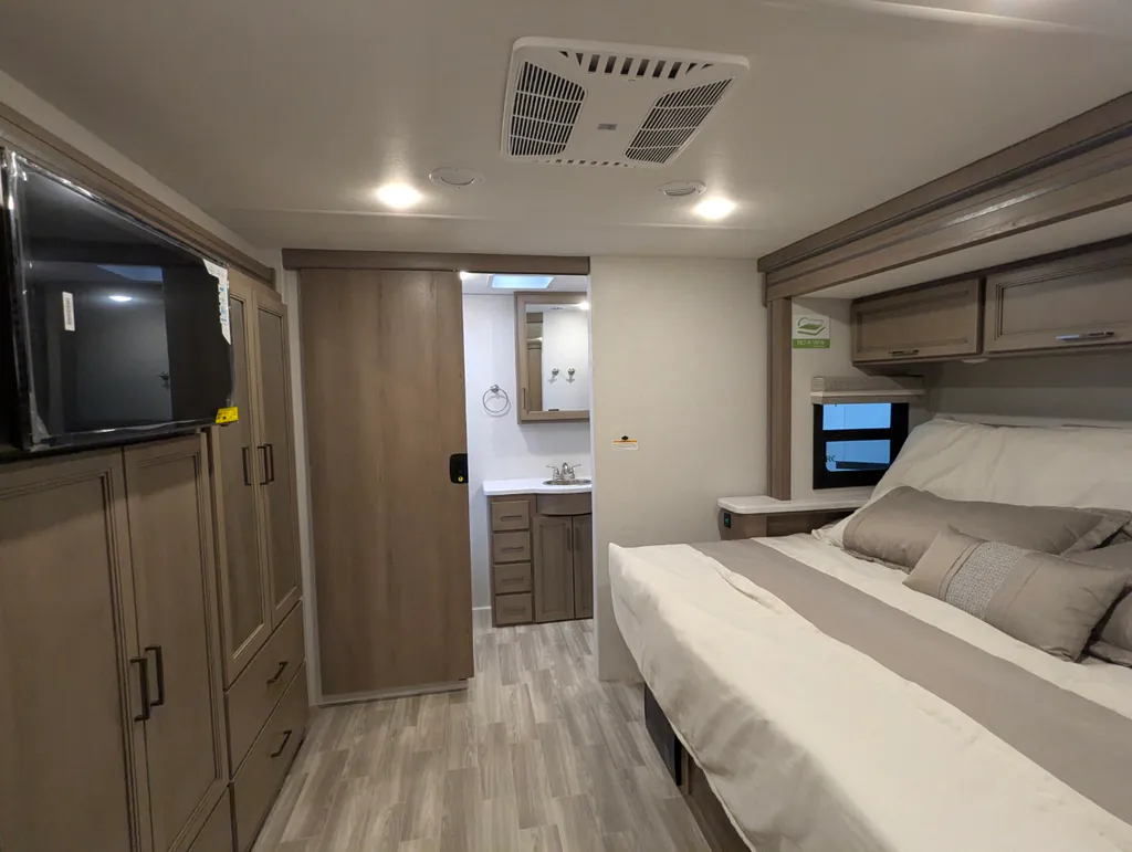 2027 Thor Motor Coach Windsport 36H, Photos photo 35