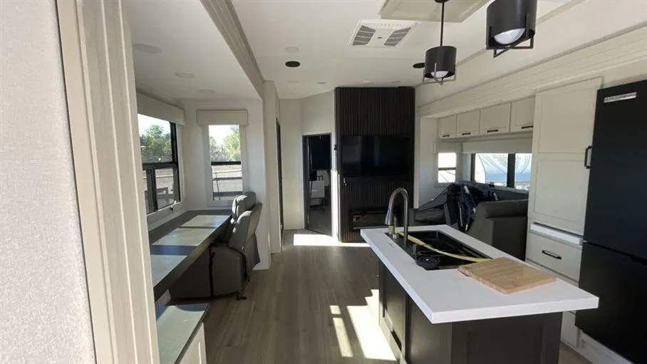 2026 Grand Design Momentum 399M, Photos photo 15