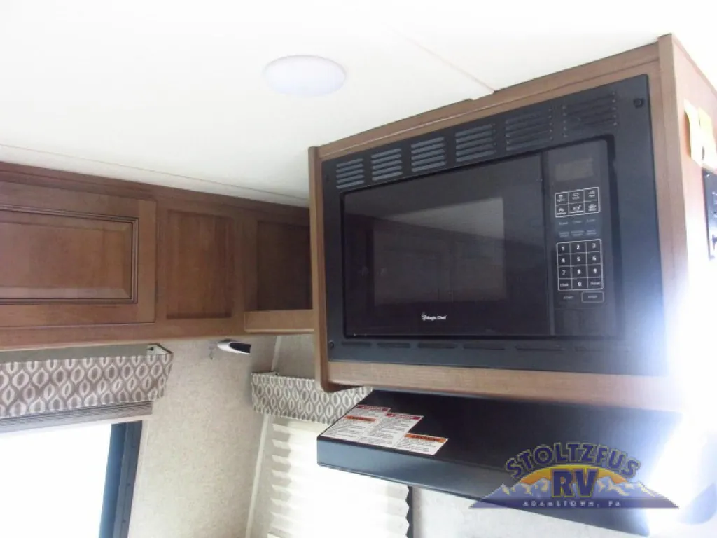 2018 Forest River Flagstaff Micro Lite 25FKS, Photos photo 6
