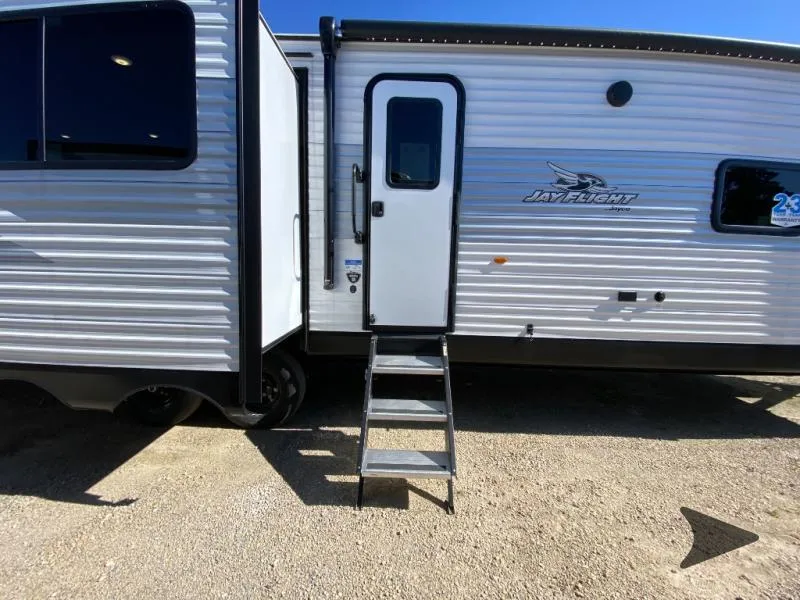 2026 Jayco Jay Flight SLX 334RTS - Photo 3