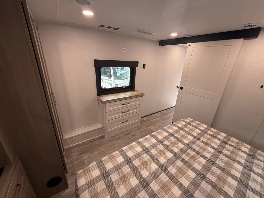 2026 Jayco Eagle 321RSTS, Photos photo 26