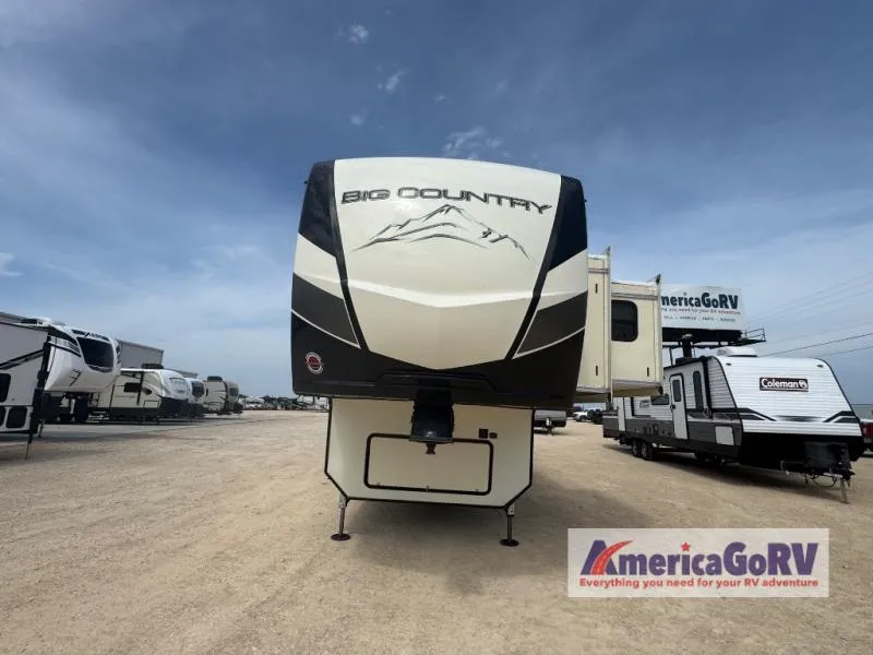 2020 Heartland Big Country Used    3560 SS - Photo 2